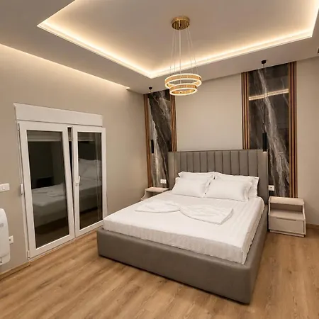 Omeri Appartamento Tirana